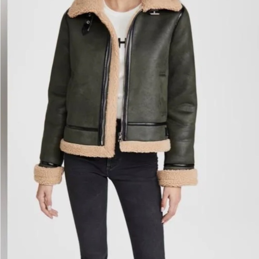 Mood River Green Sherpa and Cream Jacket